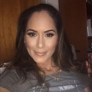 Meet your Posher, Leah